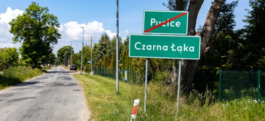 Oczekiwany remont drogi wywołuje niezadowolenie mieszkańców Czarnej Łąki i Pucic